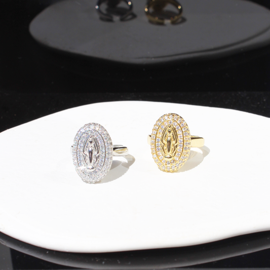 Anello Sacred